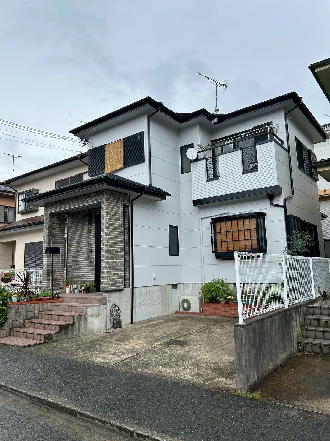 【和歌山市】築35年｜戸建て住宅の屋根塗装・外壁塗装施工事例
